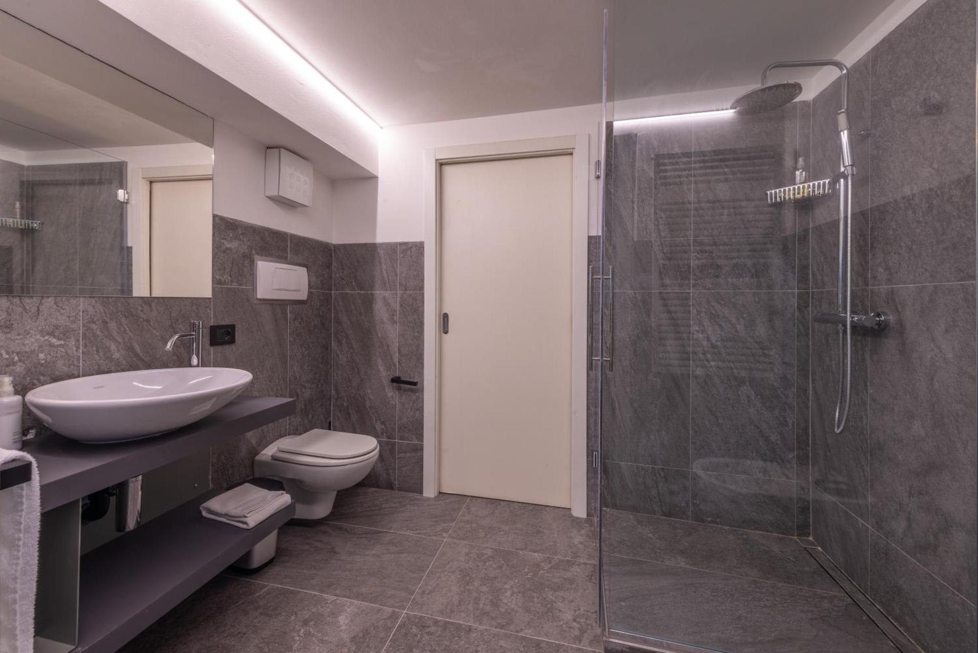 La Barchessa Loft & Rooms - Free Parking Тренто Екстер'єр фото