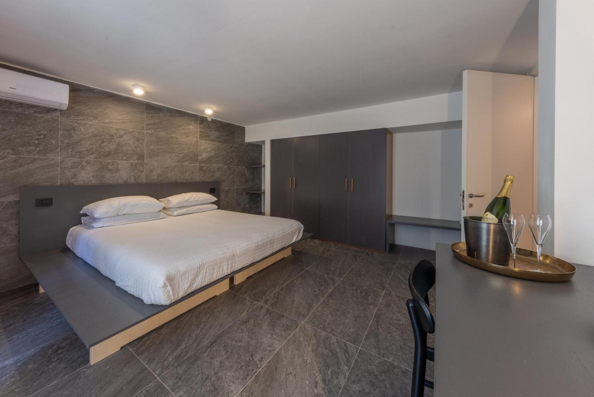 La Barchessa Loft & Rooms - Free Parking Тренто Екстер'єр фото