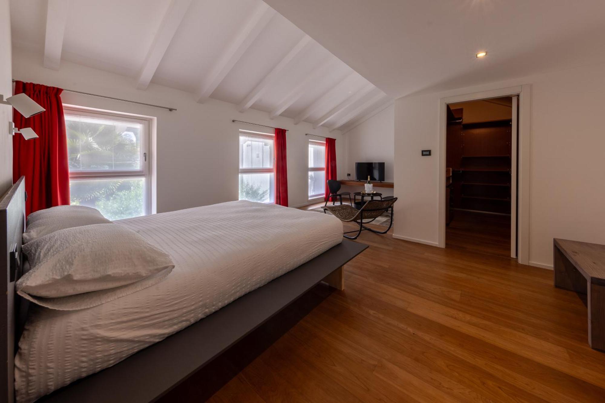 La Barchessa Loft & Rooms - Free Parking Тренто Екстер'єр фото
