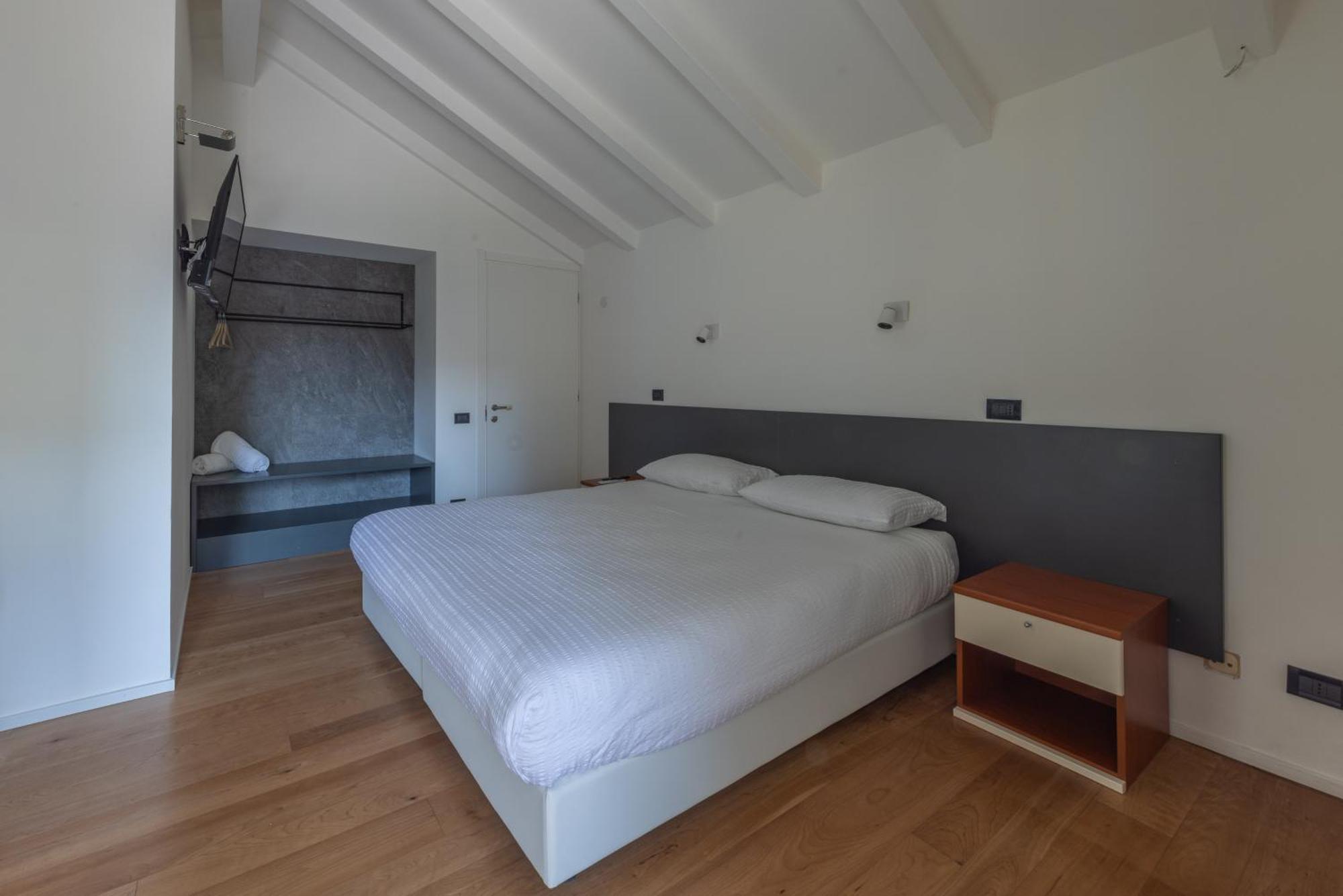 La Barchessa Loft & Rooms - Free Parking Тренто Екстер'єр фото